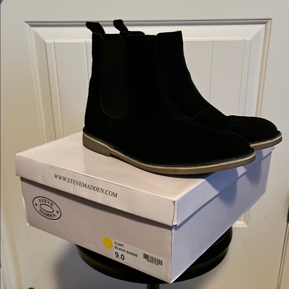 Steve Madden Chelsea Boots Sz 9